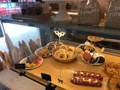 -研麦家面包(亚泰华府店)