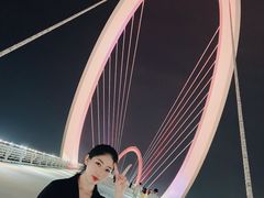 -南京眼步行桥