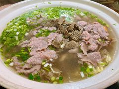 混烫汤锅-乐山食古香跷脚牛肉