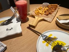 -菲滋意式餐厅(富阳东方茂店)