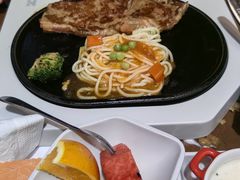 -豪客来牛排(空港华联店)