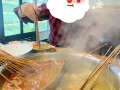 -何氏串串香火锅(翠亨店)