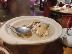 客家古法盐焗鸡-金苑酒家·客家菜·广东老字号(万象店)