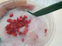 草莓酸奶星冰乐-星巴克臻选(重庆大融城店)