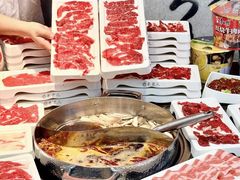 -来龍儿鲜切牛肉自助老火锅
