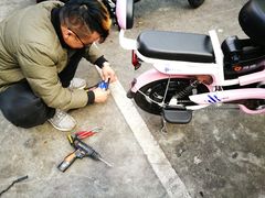 -雅迪电动车(北艾路店)
