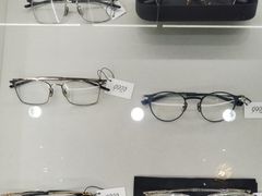 -无界眼镜MaxLess(南翔印象城店)