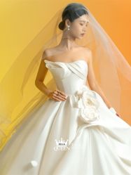 点击看大图 -艾拉·女王婚纱礼服馆