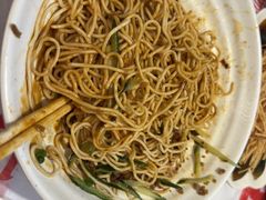 -肥肥虾庄·金牌油焖大虾(汉口城市广场店)