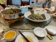-鹤鸣嘉印象饭店(东市场小区店)