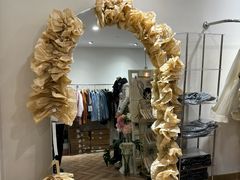 -眷顾自助服装工作室(中南金石国际广场A座店)