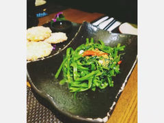 -默加东南亚美食(大宁音乐广场店)