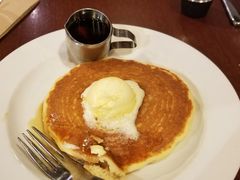 -Pancakes on the rocks(Darling Harbour)