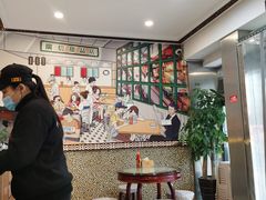 大堂-广信牛奶甜品世家(台东店)