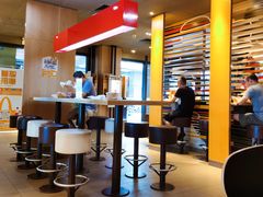 -麦当劳(海岸城店)