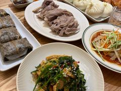 手抓羊肉-贯贯吉·清真餐厅(浙江中路店)