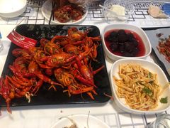 -靓虾二哥长沙地标小龙虾(五一广场店)