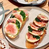 在光谷‼️约会就要次漂亮饭😻‼️