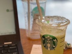 -星巴克(深圳龙华和平里店)