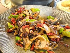 -芸鲜季·云南野生菌餐厅· 云南风物味研社(闵行店)