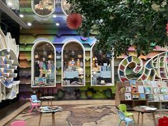 -钟书阁(松江泰晤士小镇店)