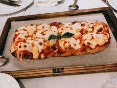 -卡佩罗意大利餐厅及酒吧Al Cappello Trattoria