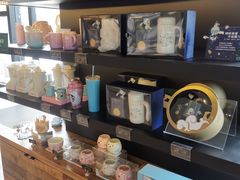 零售区-星巴克臻选(上海长风大悦城店)