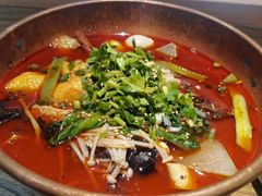 -成都你六姐·牛肉冒菜(上海环宇荟店)