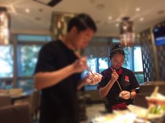 制作网红菜-海底捞火锅(龙岗星河COCO Park店)