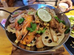 大虾鸡翅-民食香·腊排骨野生菌美食(木府店)