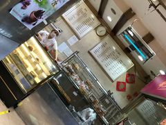-白玉兰食品(汇联商厦店)