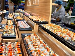 -金马门国际美食百汇(珞喻路店)