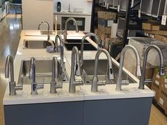 -百安居装修建材卖场(泰然店)