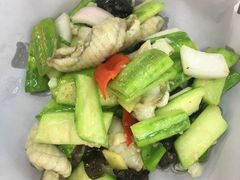 -飞尝蚝·顺德菜·鱼生(顺德总店)
