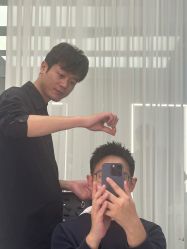 -PE SALON