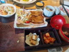 碳烤松板肉定食-味太助·银饭食堂(中华城店)
