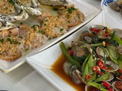 -四川小胡子海鲜(丁村万人海鲜广场店)