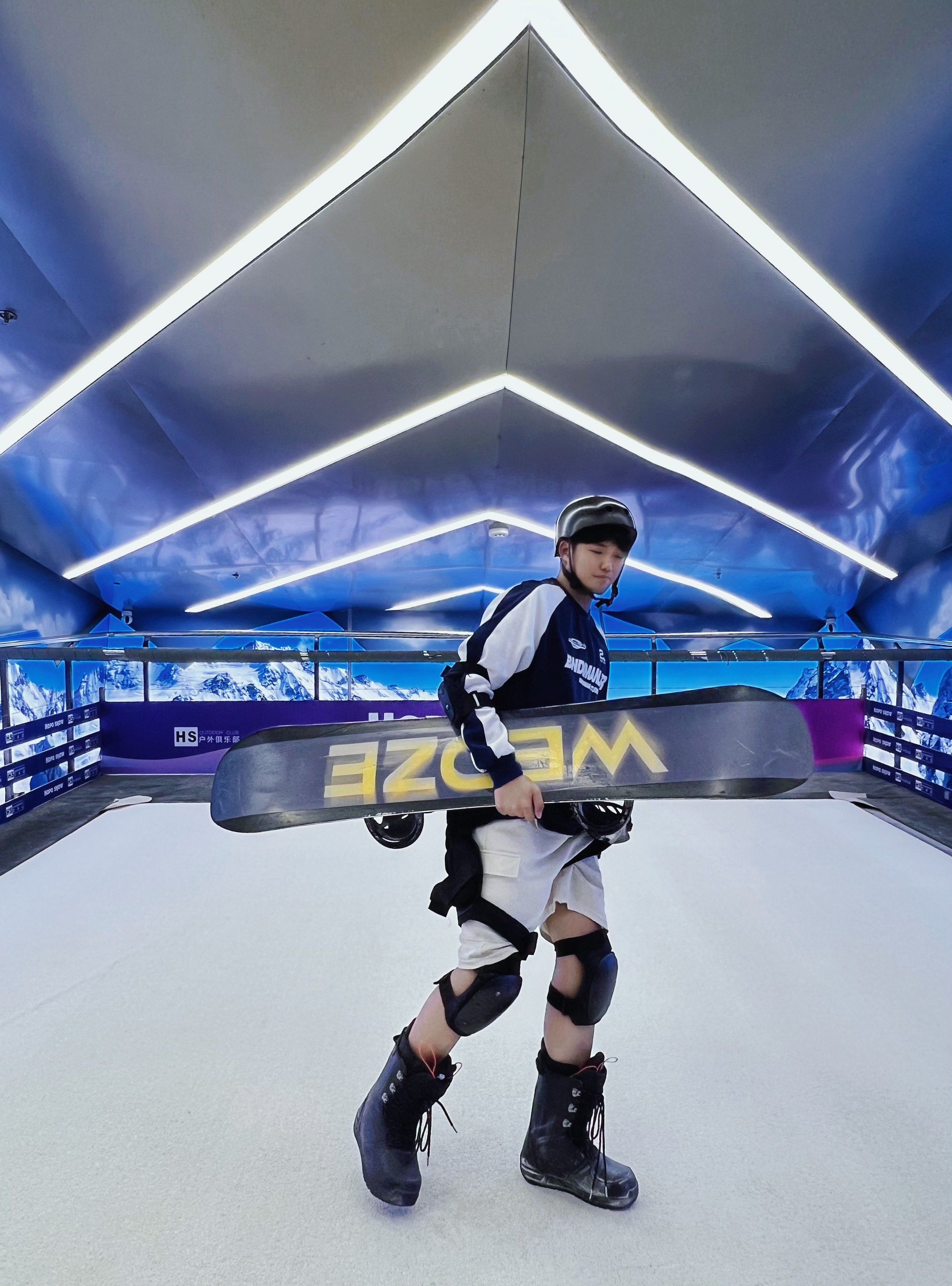 反季节滑雪🏂🏻卷亖大家
