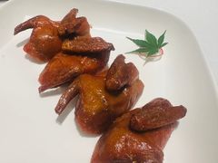 玻璃脆皮乳鸽-君庭中餐厅(友谊宾馆店)