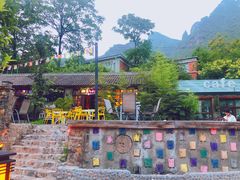 -百里峡七彩艺术小镇