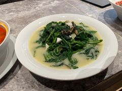-渝半城经典川粤菜(重庆天地店)