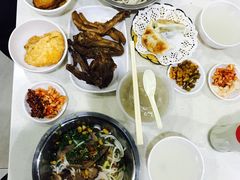 -李氏紫竹林卤粉(火车站店)