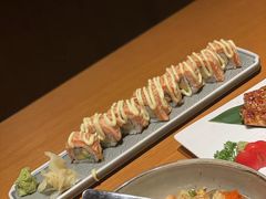 炙烧三文鱼加州卷-yokocho上横町·日本食街(深业上城店)