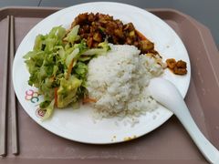 宫保鸡丁饭-北大家园食堂