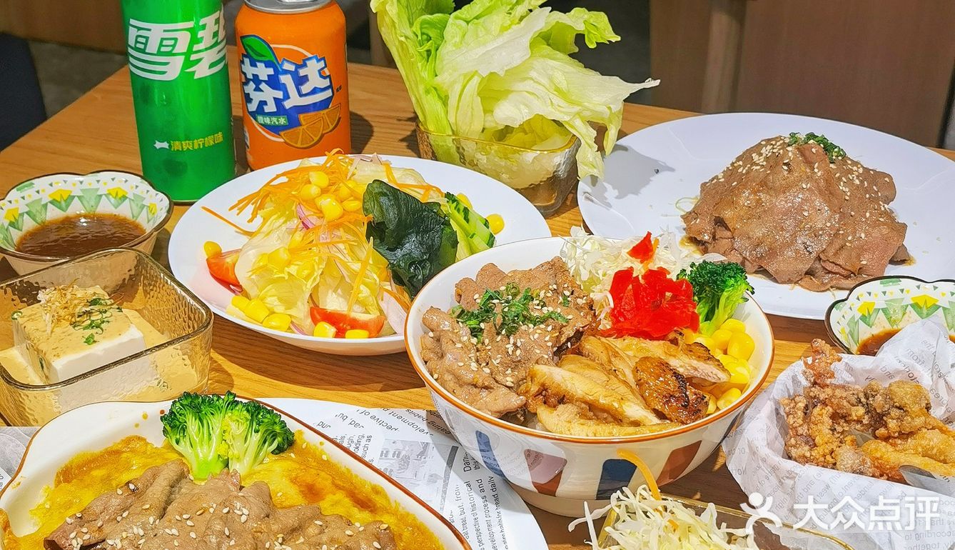 一喜食堂 | 巨型丼饭，大大的满足❤️ ！