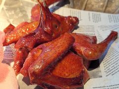 -蝴蝶里·粤菜·点心(滨江龙湖店)