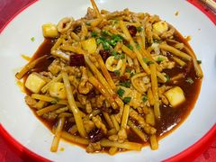 -冯烫烫跷脚牛肉·川菜小馆(武胜西街店)
