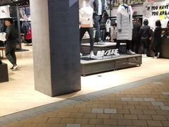 -杭州西湖银泰百货