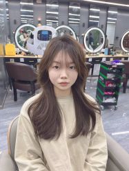-藤野造型烫发染发