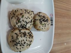 -小杨生煎(白玉兰广场店)